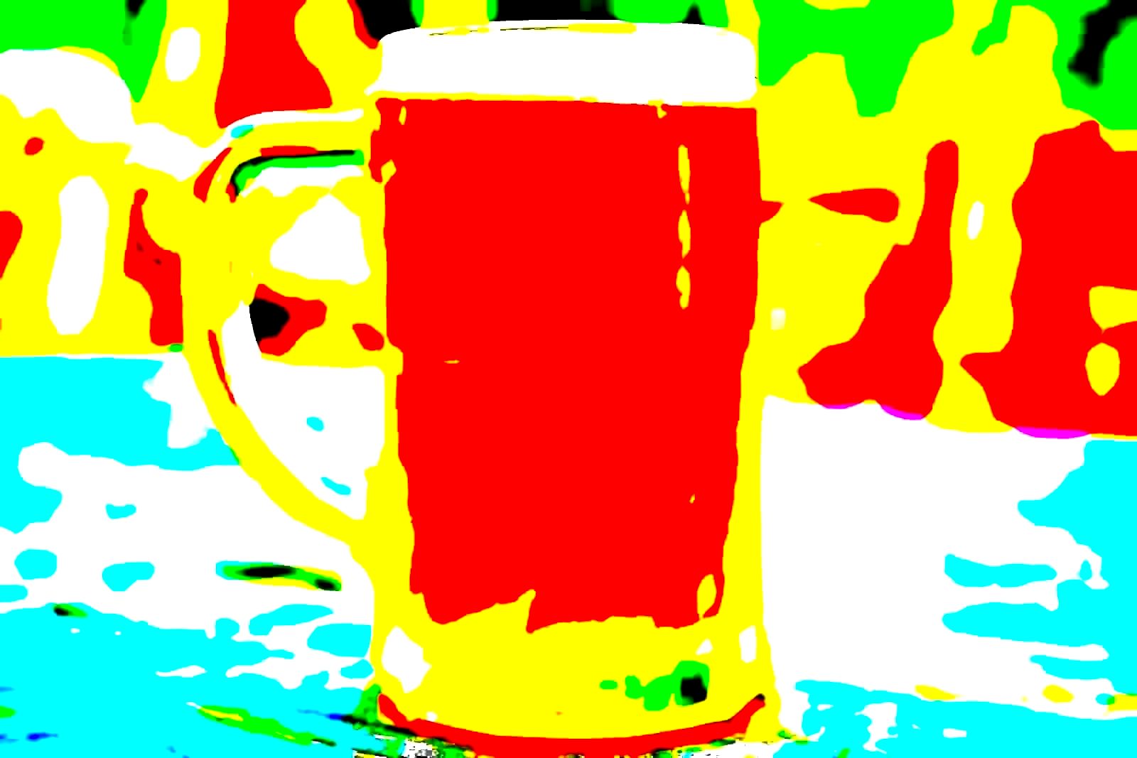 Beer glass on a bar representing AB InBev's global brand portfolio
